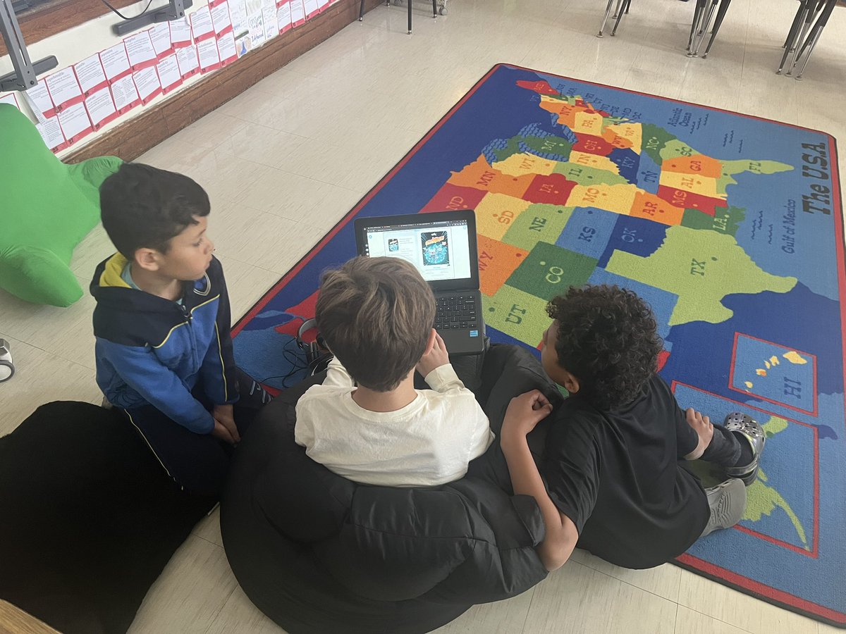 SwamyVikings's tweet photo. 5th grade was SO welcoming &amp; kind to Shay today!! 🥰 @FSDVikings https://t.co/Ohi51Ka4sw