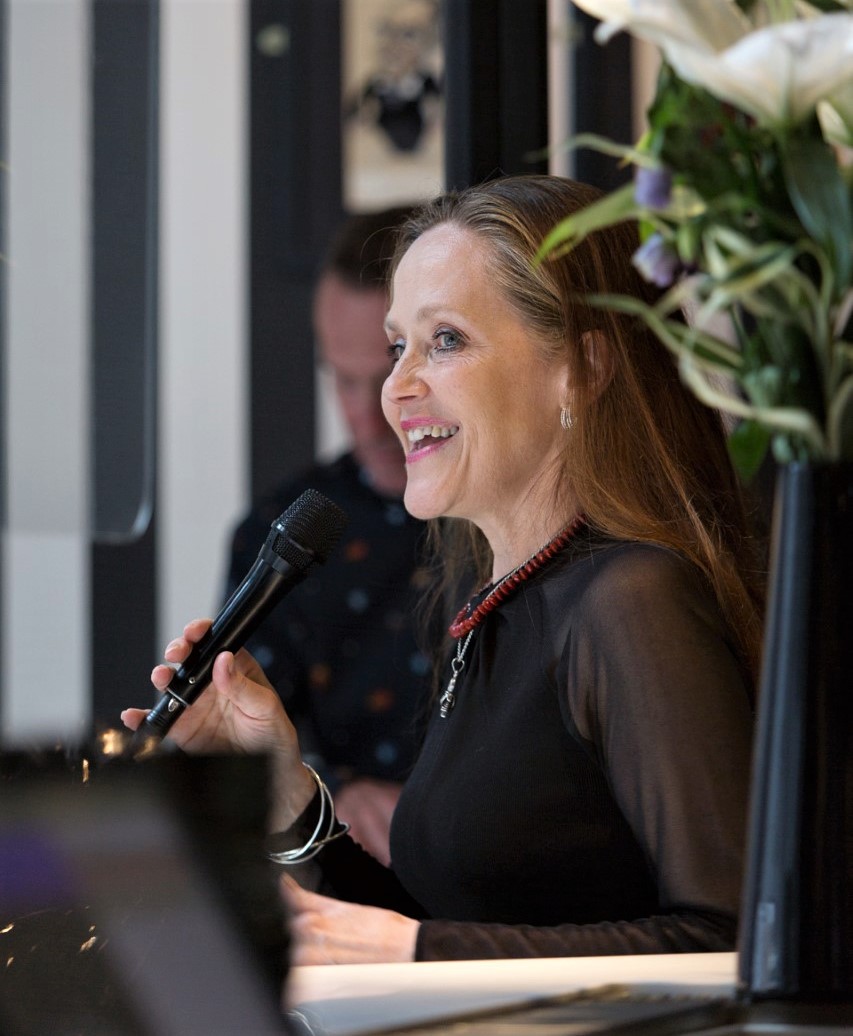 Friday 26th April. 7:30pm : Trish Heenan Jazz 
with Jeremy Meek,  double bass and Nigel Chapman,  piano 

Free entry, but please book your table 
trippetsloungebar@hotmail.com 
0114 2762930 

#fridaynight #fridaymusic #jazz #jazzsinger #dinnershow #dinnerjazz #jazzbass #jazzpiano