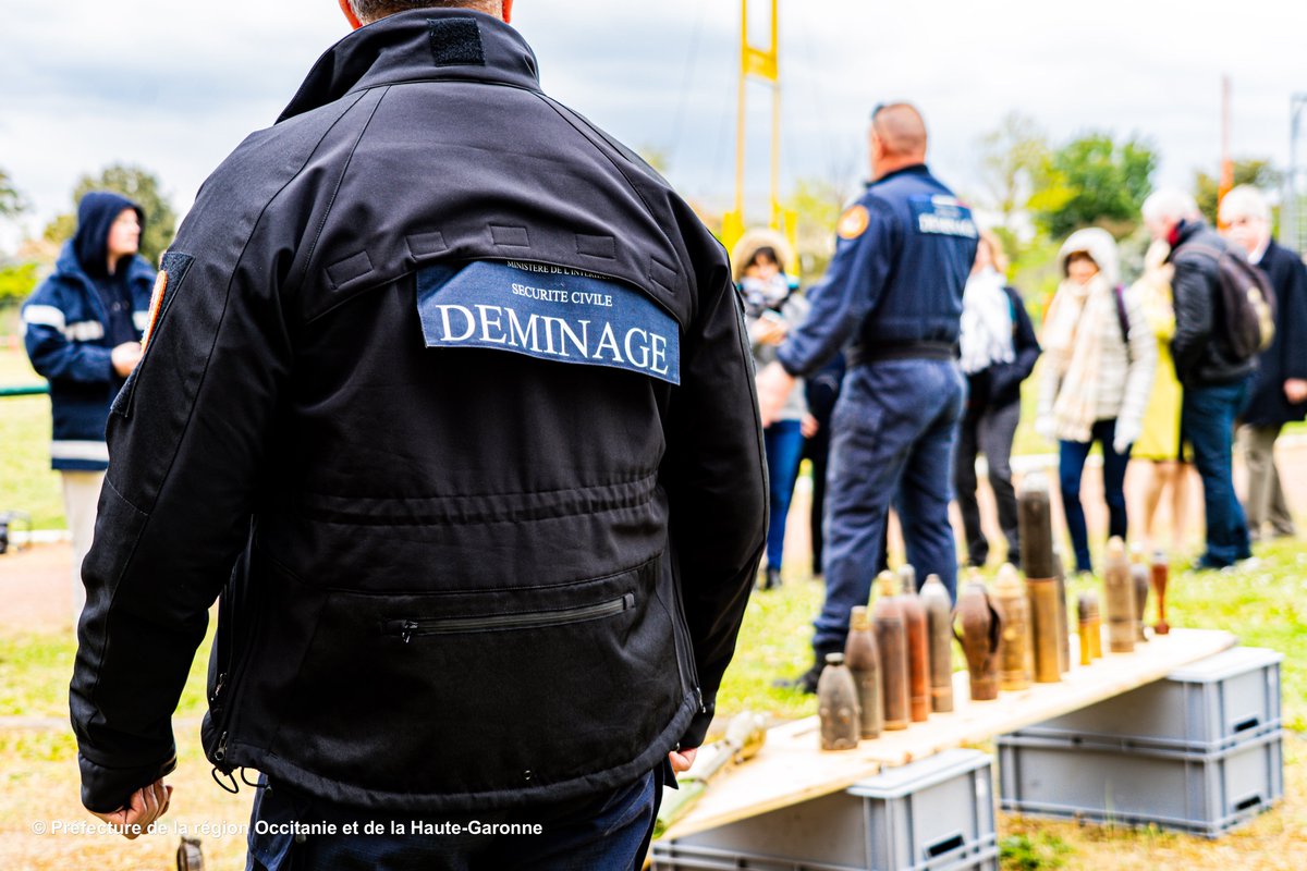 #AyonsLesBonsReflexes 👨‍⚕️👮‍♂️ 👨‍🚒 Dans le cadre des 2ème rencontres internationales de réponse à la catastrophe, retour en images sur les ateliers de démonstration qui ont eu lieu hier au SDIS de Colomiers 📸 Près de 300 congressistes internationaux ont pu assister au savoir-faire…