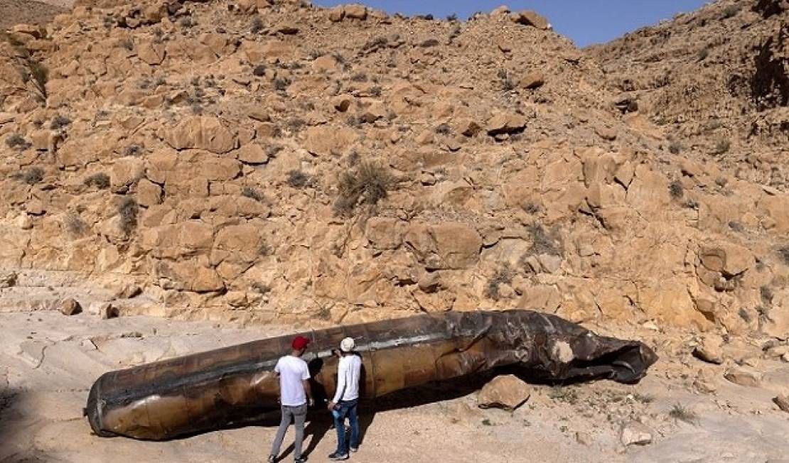 Dün işgal altındaki Filistin'in güneyindeki Negev bölgesinde İran'a ait bir balistik füze bulundu. Bu görüntüler, İsrail ordusunun 14 Nisan 2024'te fırlatılan İran füzelerinin yüzde 99'unu elimine ettiğini resmen açıklamasının ardından geldi. Ancak İran füzelerinin…