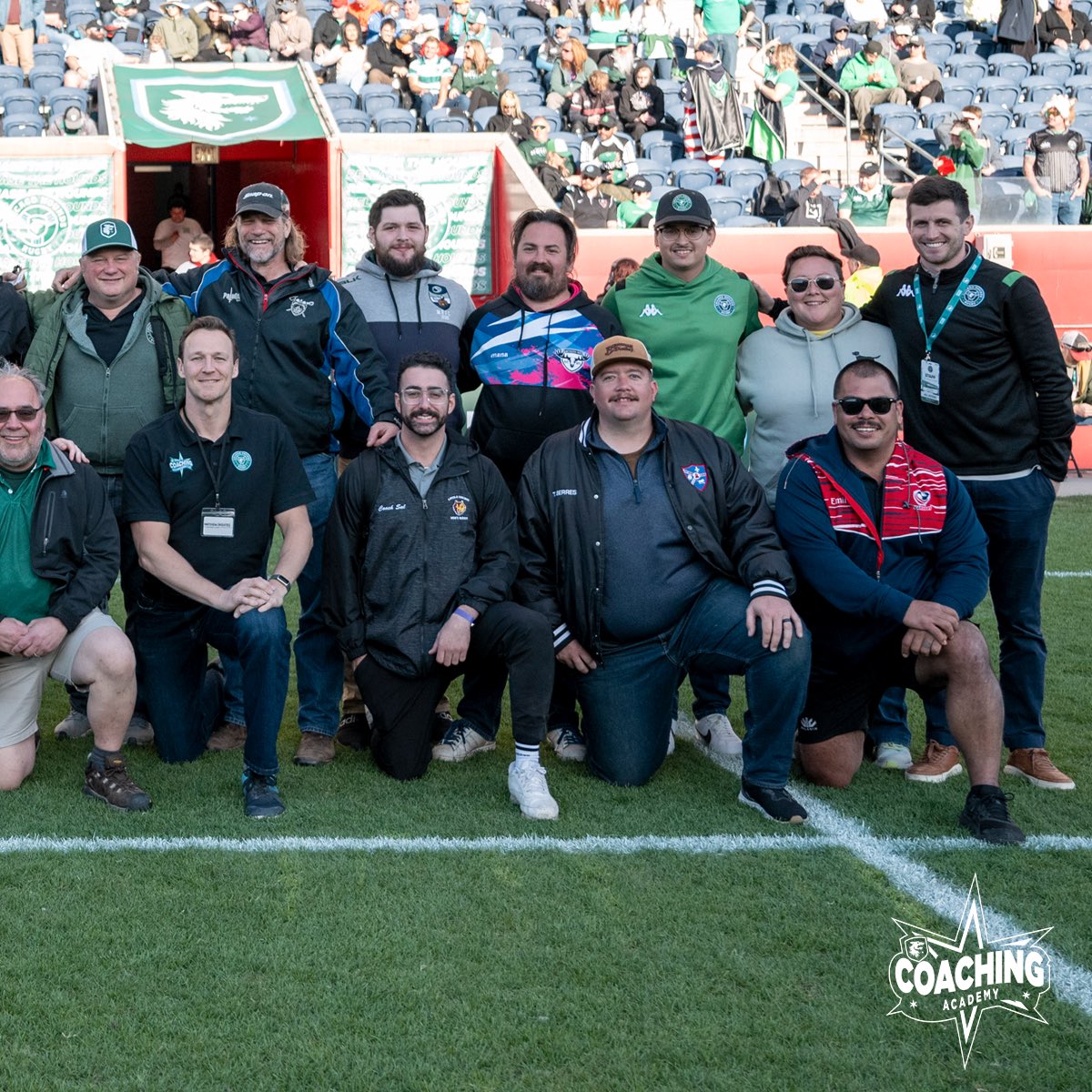 The inaugural class of the Chicago Hounds Coaching Academy pictured with CEO/GM James English, Director of Player Operations Will Magie, and @usarugby Head Coach Scott Lawrence 👏 Well done my dawgs 🤝