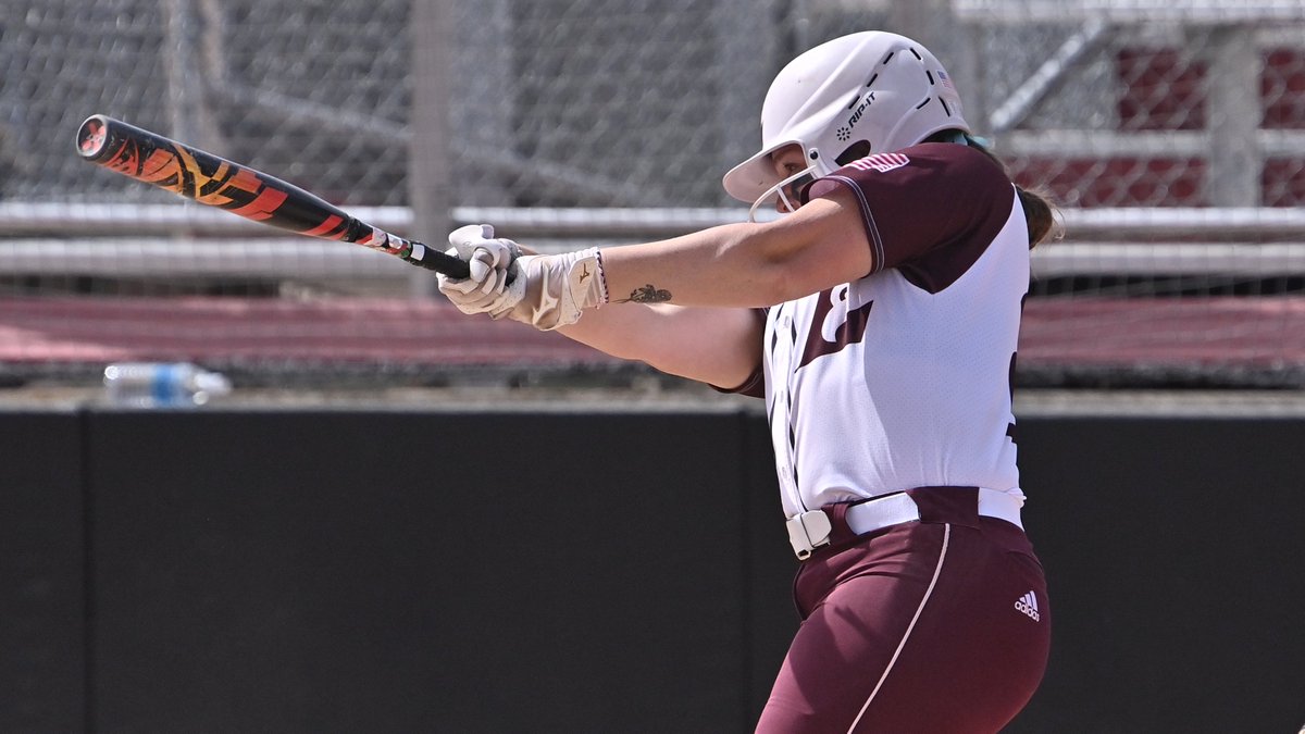 UWLAthletics's tweet photo. Did You Know? @UWLSOFTBALL Kyra Lard has already set a single-season school record with 51 RBI this season. She breaks the record of 45 by Liz Bradley (2008) and Cara Salm (2010). Lard's 51 RBI ranks fifth in NCAA Division III. https://t.co/huIQNt5TEw
