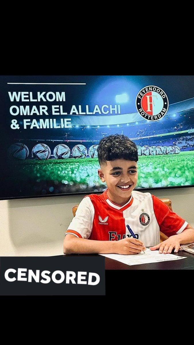 Omar el allachi maakt na dit seizoen de overstap van ojo Rosmalen naar Feyenoord Rotterdam Vitesse had ook interesse in deze voetbal speler Omar gaat volgend seizoen aansluiten bij de u11-1 van Feyenoord veel succes en gefeliciteerd 🥳 #feyenoordjeugd #mestdebat #forthefuture 📝