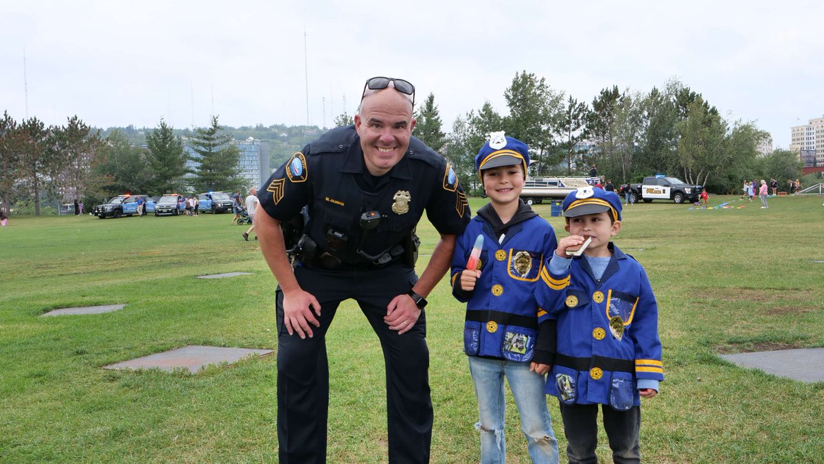 Community involvement is at the forefront of DPD's Community Engagement – Problem Oriented Policing (CE-POP) Unit. Our community officers are often out working with residents in their neighborhoods or engaging with residents at events to build long lasting relationships.