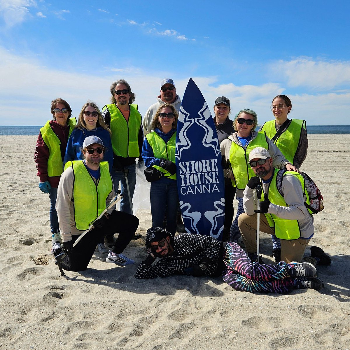 To celebrate Earth Day and our 6 month anniversary, our team held a beach clean-up between Cove Beach and Wilmington Ave in Cape May. It was the perfect way to hang with the gang and show some local love🤙🌎 How did you celebrate?

#earthdayeveryday #capemay #njdispensary
