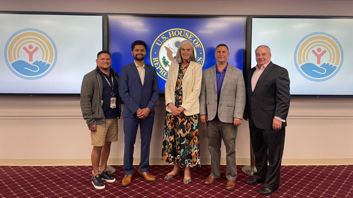 hfuw's tweet image. We were honored to host an important conversation on the Affordable Connectivity Program.

Thank you to HFUW President and CEO Jeff Hayward, Corporal Nilsson Garcia, @RepDarrenSoto, @RepMaxwellFrost, and Democratic @WhipKClark for speaking about this important issue.

#ExtendACP