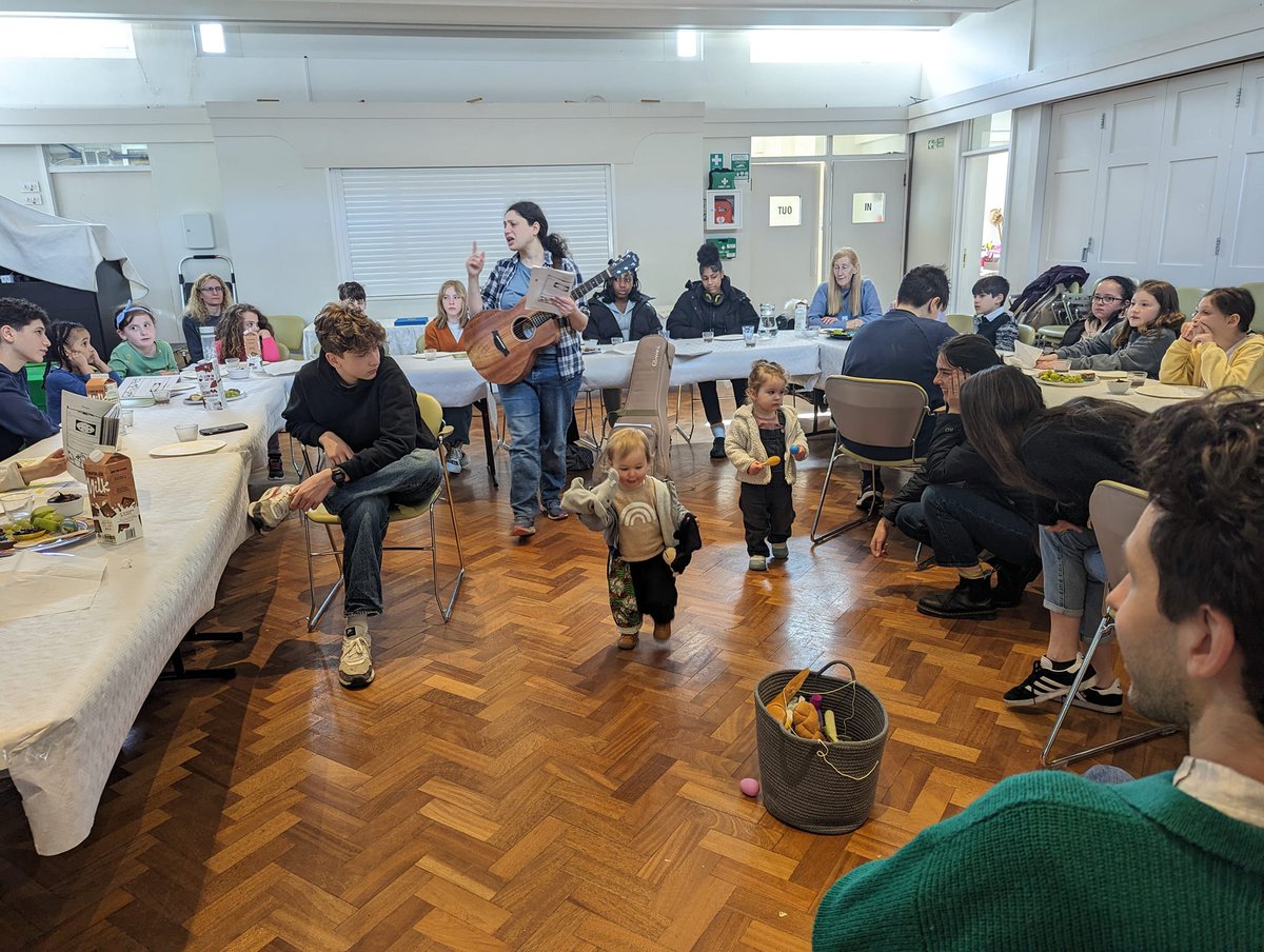 Finchley Progressive Synagogue (FPS) held an Open Day for all those who are Jewish, Jew-ish or wanting to discover more about their heritage. A day for all the family, it gave guests a sense of both Progressive Judaism and the FPS community. Story: loom.ly/VX0s0KM