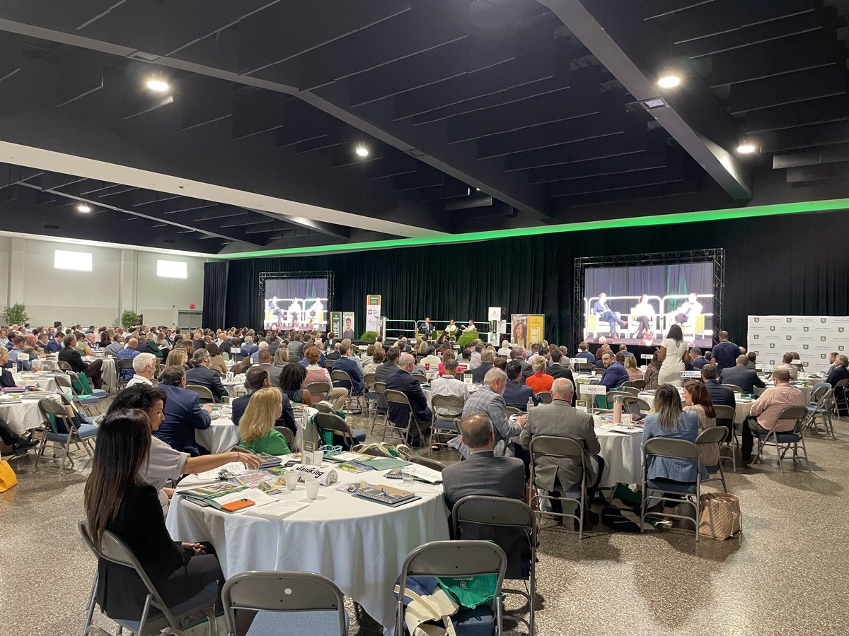 @oursoutheastern⁩ College of Business Inaugural Northshore Business Forum!! Talking AI, Energy, Insurance, Economic Development! Incredible response from regional business leaders who help fuel our mission!!