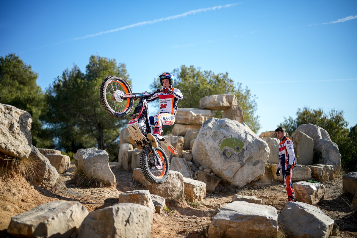 trialteamhrc tweet picture