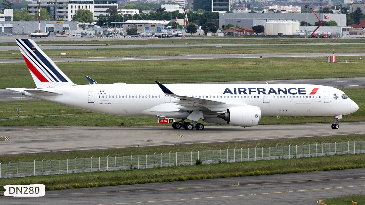 Air France A350-941 msn 664 F-WZNF / F-HUVK 'Rennes' AFR/30 back from first flight 25.04.2024