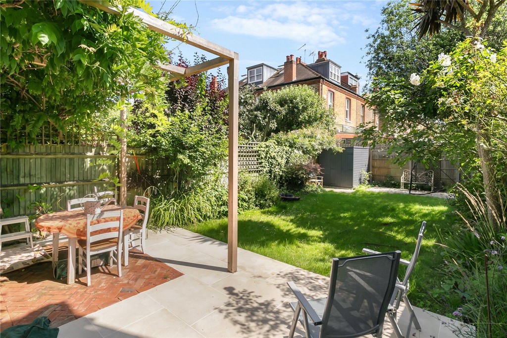 Chestertons tweet media