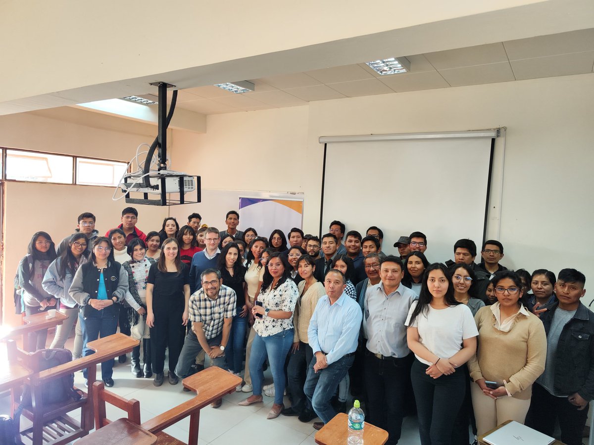 Ångström Advanced Battery Centre (@angstromabc) on Twitter photo Our colleagues Guiomar @Guiomar_Hergut, Andy <a href="/NaylorChemistry/">Andy Naylor</a>, and #DanielBrandell are giving a course in La Paz, Bolivia, this week: “Batteries and Sustainability”. It feels fantastic to be surrounded by 70 participants who are eager to know more about batteries! <a href="/chem_angstrom/">Department of Chemistry - Ångström</a> Our colleagues Guiomar @Guiomar_Hergut, Andy <a href="/NaylorChemistry/">Andy Naylor</a>, and #DanielBrandell are giving a course in La Paz, Bolivia, this week: “Batteries and Sustainability”. It feels fantastic to be surrounded by 70 participants who are eager to know more about batteries! <a href="/chem_angstrom/">Department of Chemistry - Ångström</a>