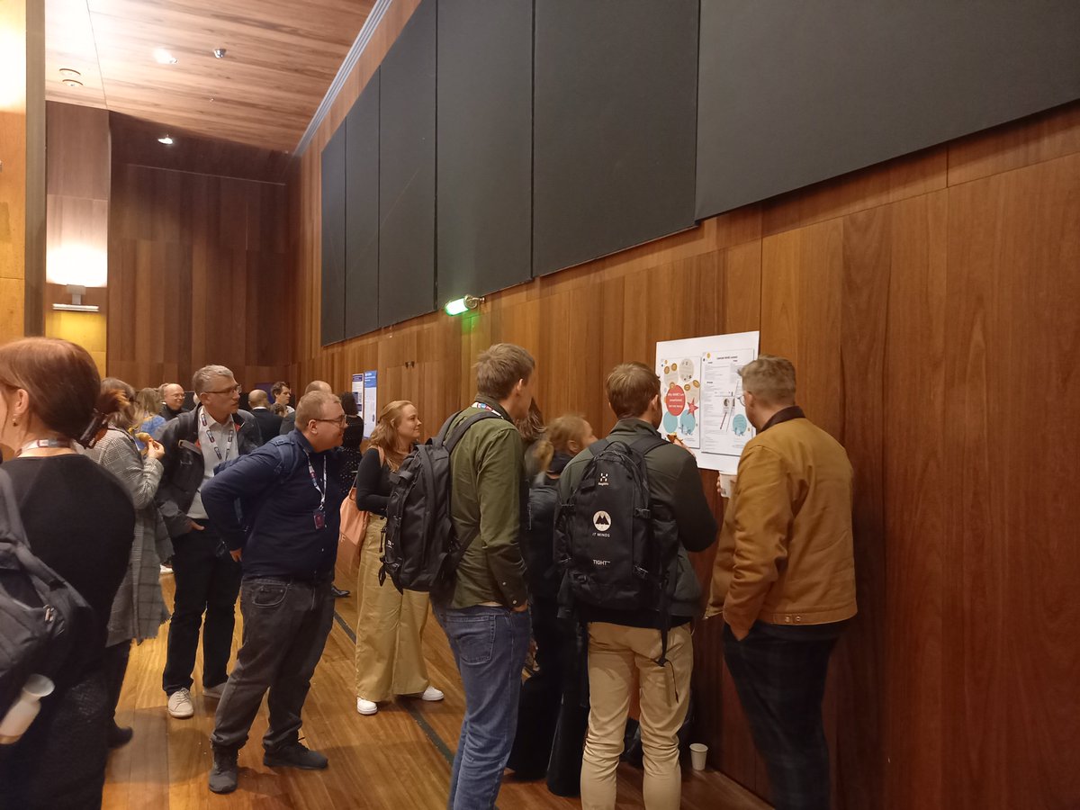 DLwebBnF's tweet photo. Day 1 of #WAC24 concludes with a session of 7 posters on: collaboration, WARCs, Slovak web archives, use of web archives in Ireland, blog post through text analysis, podcasts collection and long-term preservation. https://t.co/AcuX4grjqa