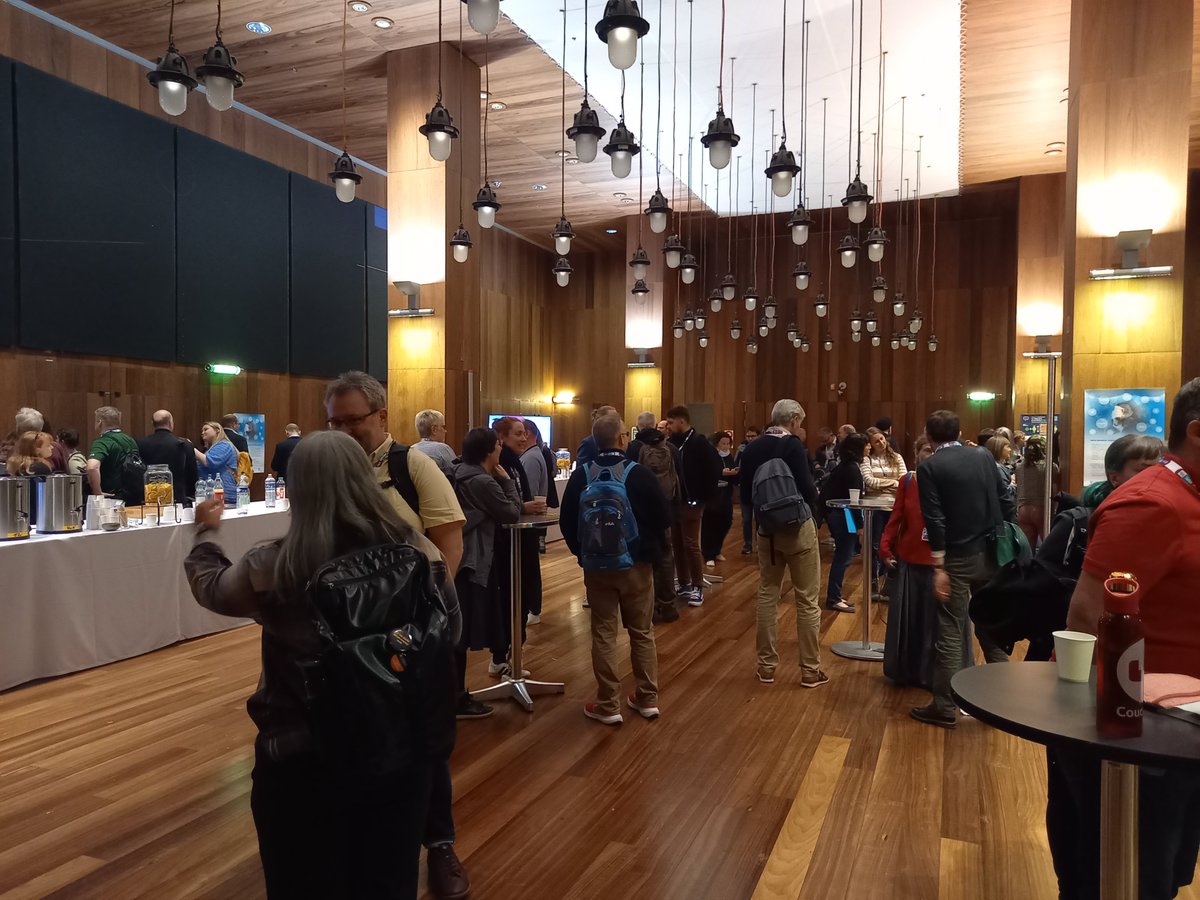 DLwebBnF's tweet photo. Day 1 of #WAC24 concludes with a session of 7 posters on: collaboration, WARCs, Slovak web archives, use of web archives in Ireland, blog post through text analysis, podcasts collection and long-term preservation. https://t.co/AcuX4grjqa