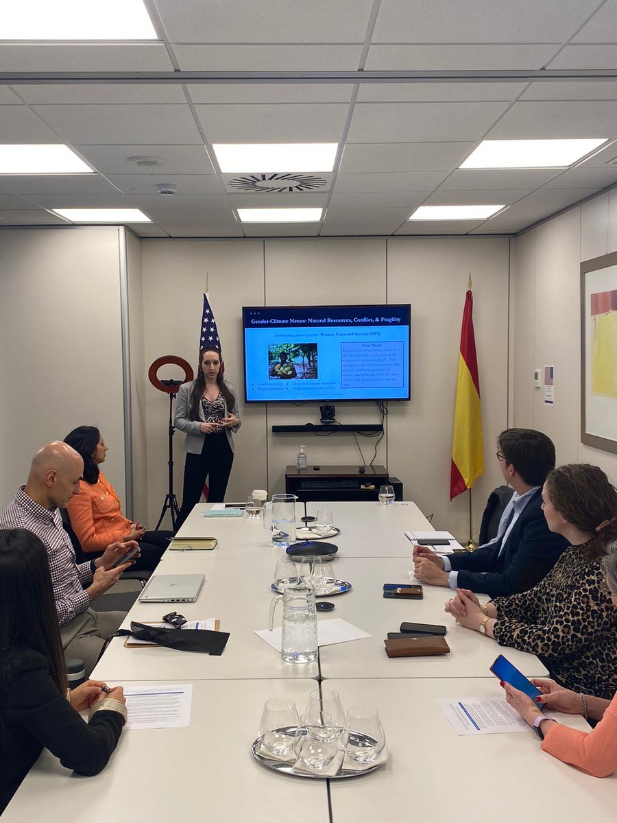 Grateful to our colleagues at U.S. Embassy Madrid for their partnership on the Gender-Climate Nexus policy priority! S/GWI staff briefed members of the DEIA Council and Green Team at @USEmbassyMadrid on USG efforts related to the nexus of gender equality and climate change.