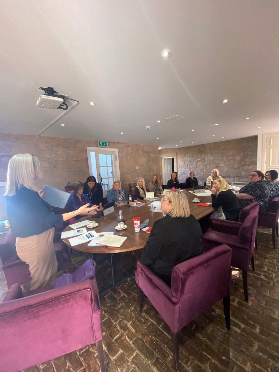 SLCEarlyLearn's tweet photo. Some of our Heads of Centre and Quality Officers had a great morning exploring whether we look at and consider children's experiences when carrying out observations.🤔 @CIVickyLamb @CI_LindaF @ELCBrookesH @ELCLesleyCI #ELCImprove https://t.co/TBo909l4rp