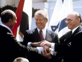حدث في مثل هذا اليوم 25 ابريل 

1982 م- إتمام الانسحاب الإسرائيلي من سيناء حسب اتفاقية كامب ديفيد.