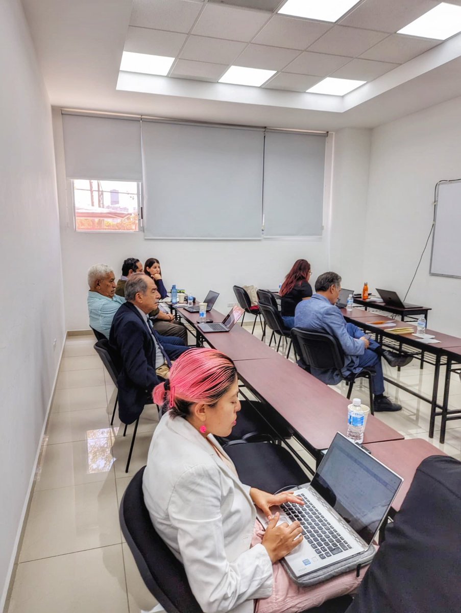georginart's tweet photo. Realizar un posgrado no solo es una meta personal, sino también una oportunidad para ser agentes de cambio en México, diseñando soluciones éticas y escalables para un país más próspero y con un fuerte compromiso social. Estancia #Posdoctoral #CONAHCYT @ICGDE
#NoSinMujeres https://t.co/Kfw8j3tYQs