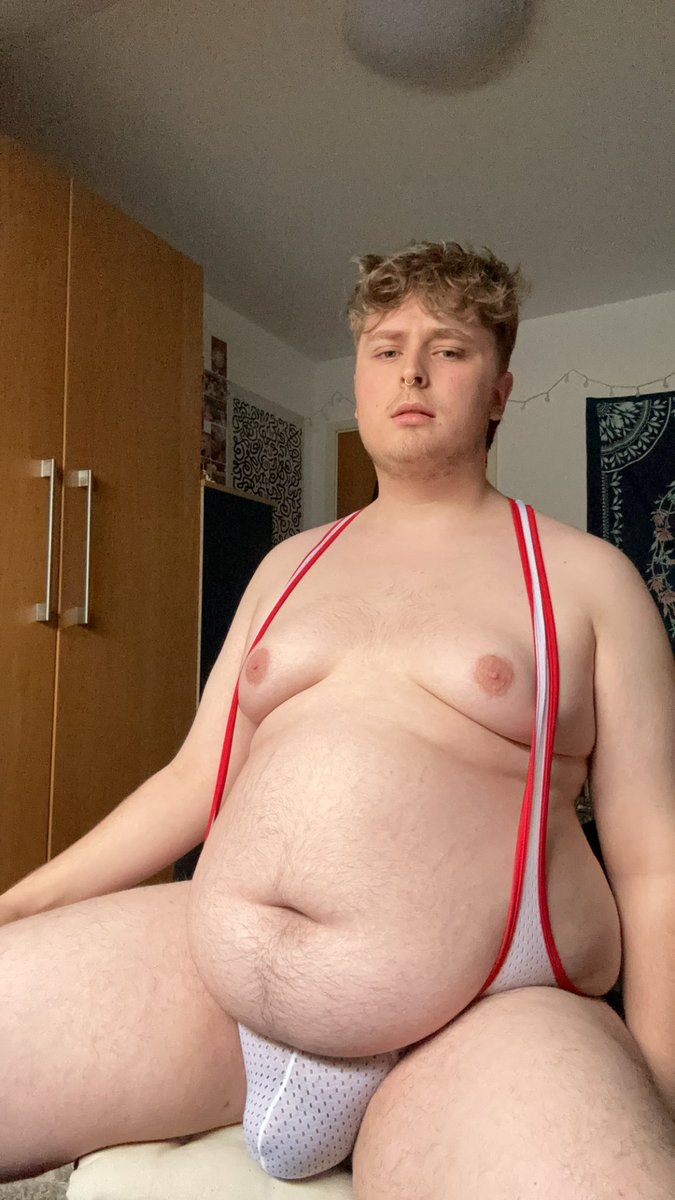 chonkyboiii_ tweet picture