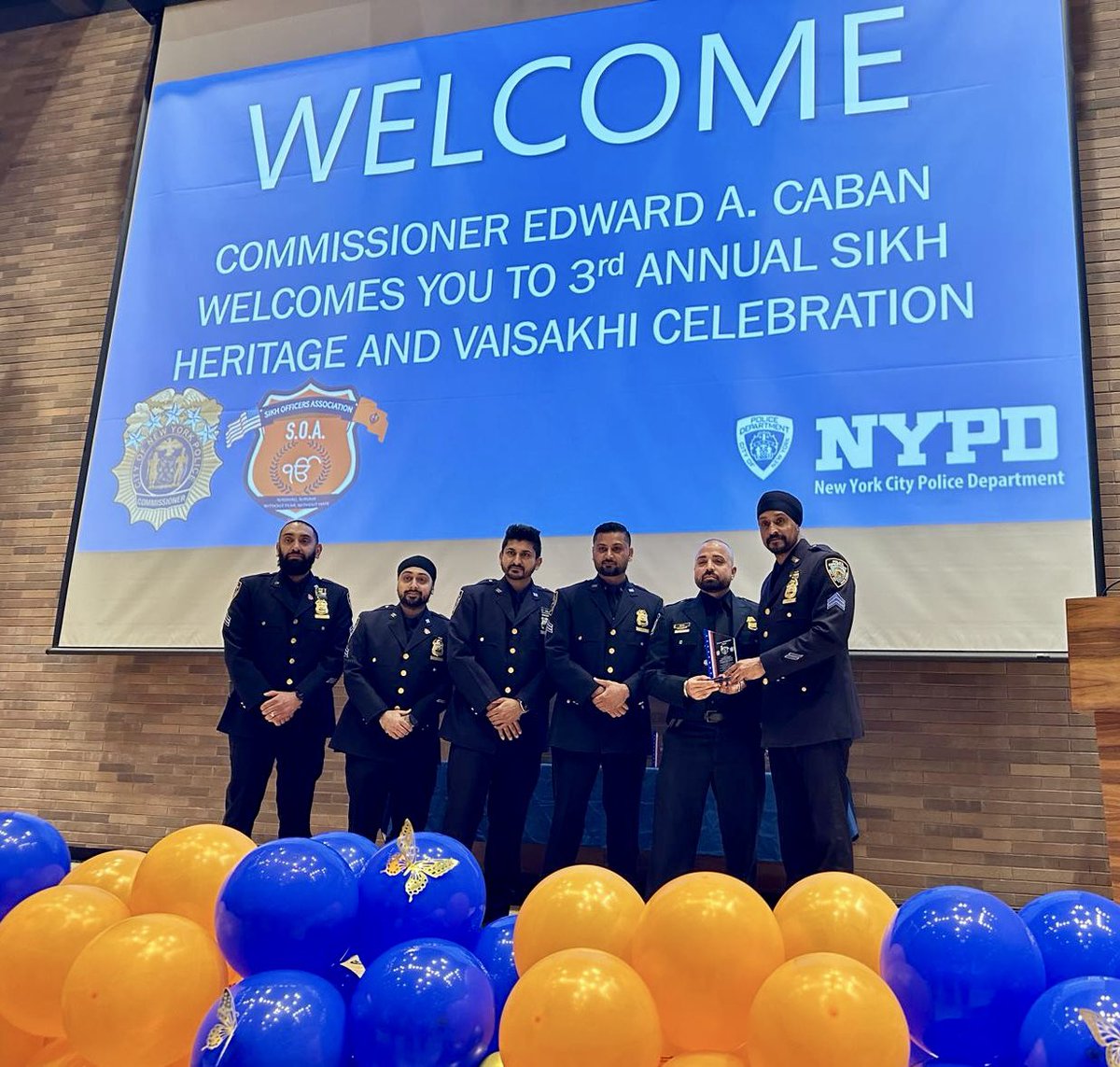 NYPDCeremonial tweet picture