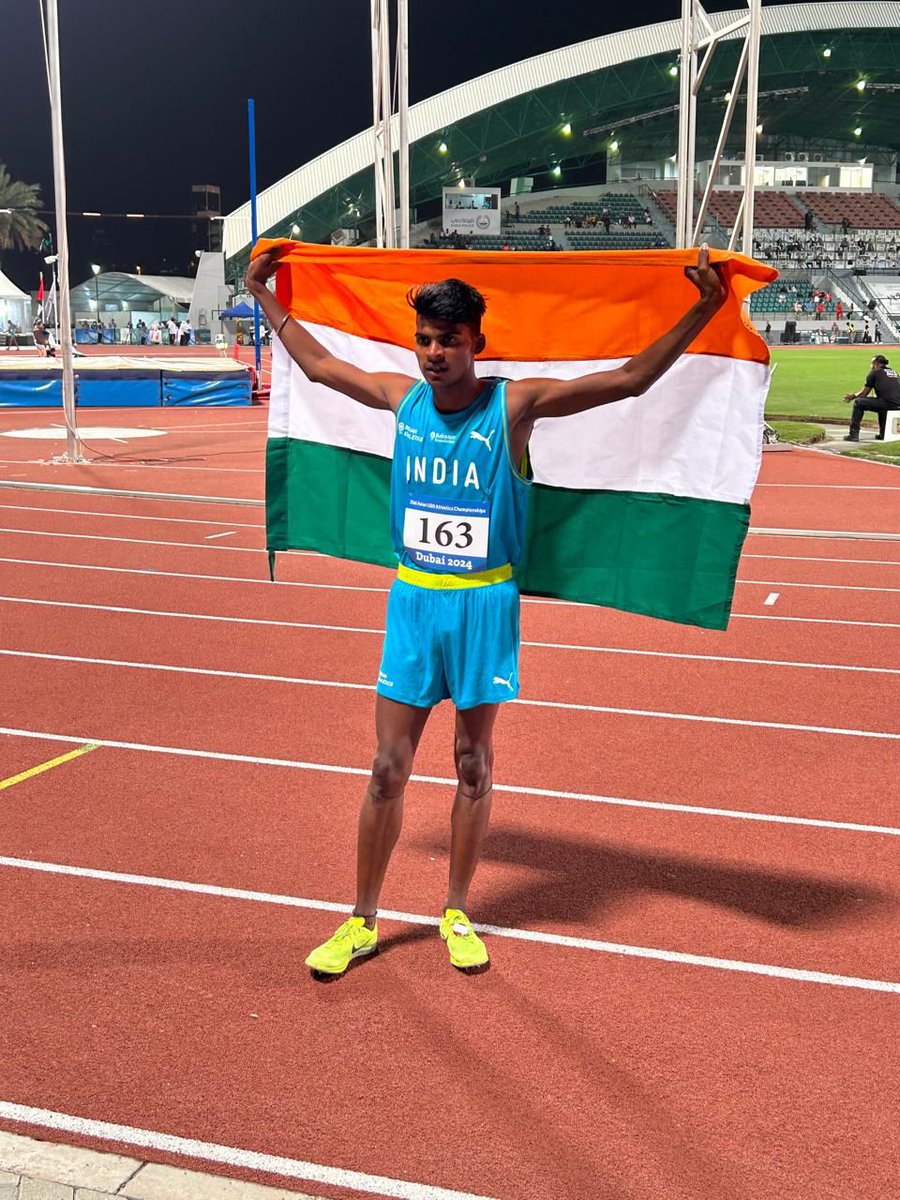 विनोद सिंह ने 5000 मीटर में सिल्वर मेडल जीतकर देश का नाम रोशन किया।
#VinodSingh #SilverMedal #AsianJuniorAthleticsChampionship #Dubai