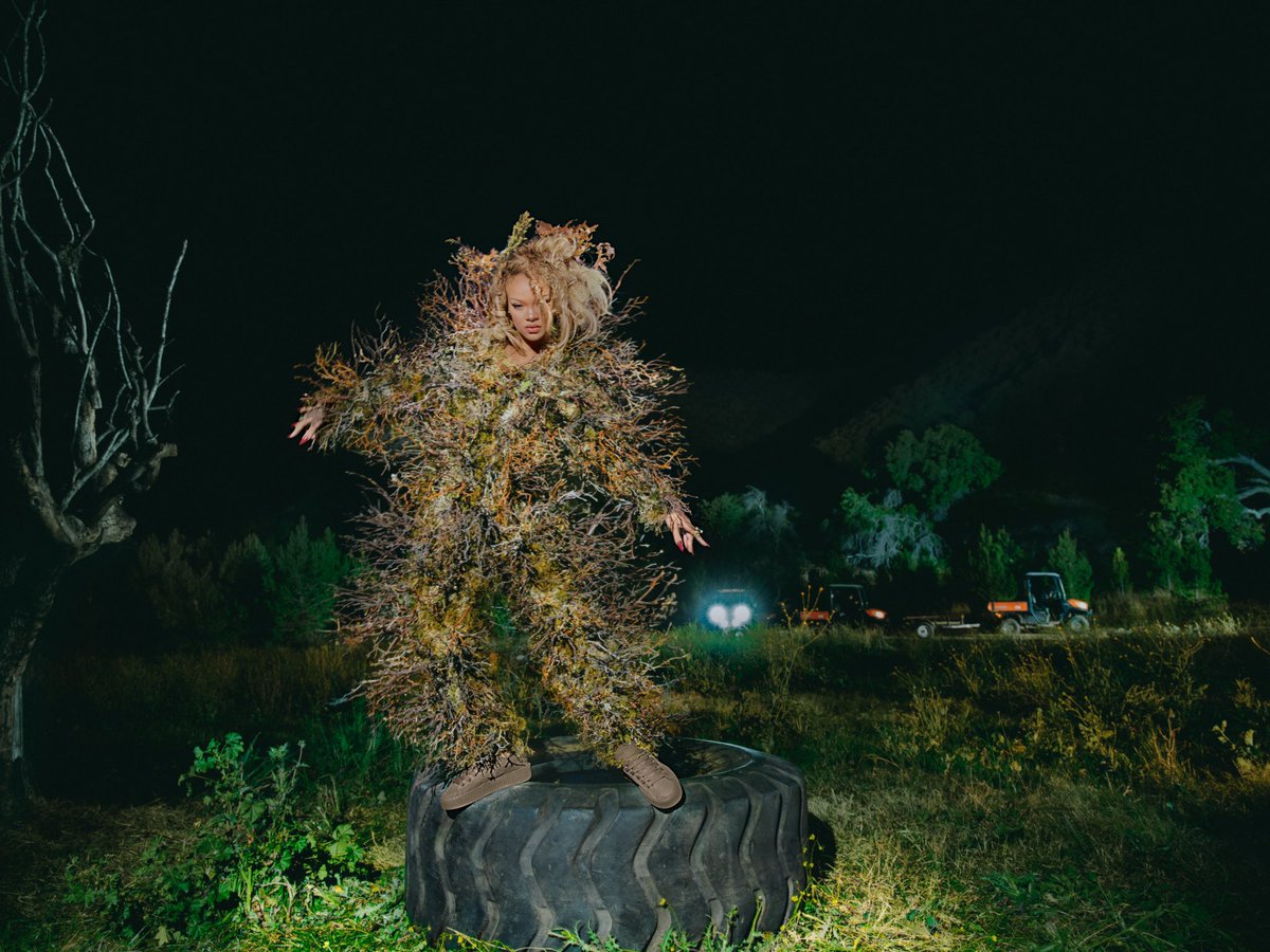 down to earth.

new #creeperphatty out now 🌿