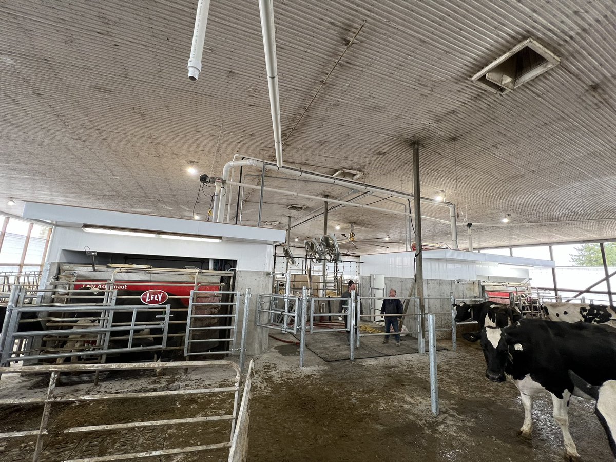 gerritsag's tweet photo. Finished up another retrofit! This project was at Gem Holsteins. https://t.co/VZMvSe67nW