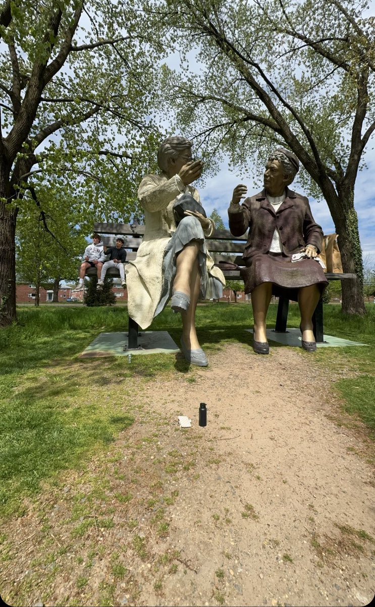 kuzminart's tweet photo. Can you spot my happy students at Grounds of Sculpture on April 25, 2024?   They loved the Art field trip! @MTPSpride @Mr_KCullen #wearemiddnorth https://t.co/zyGkOV8Q7J