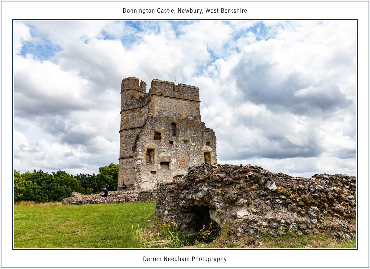 Donnigton Castle, Newbury, West Berkshire

#StormHour #ThePhotoHour #CanonPhotography #LandscapePhotography #Landscape #NaturePhotography #NatureBeauty #Nature #Countryside #LoveUKWeather #Castle #Ruins 
@EnglishHeritage