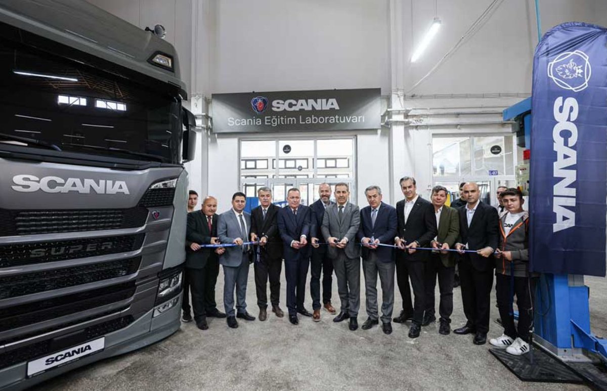 Scania Türkiye’nin ilk laboratuvarı, geleceğin teknisyenlerini yetiştirecek devirsaati.com/scania-turkiye… @DevirSaatiDergi @ScaniaGroup @scaniaTR @dogusotomotiv #konyaağırvasıta #scaniatürkiye #scaniaeğitimlaboratuvarı #konyameslekiveteknikanadolulisesi