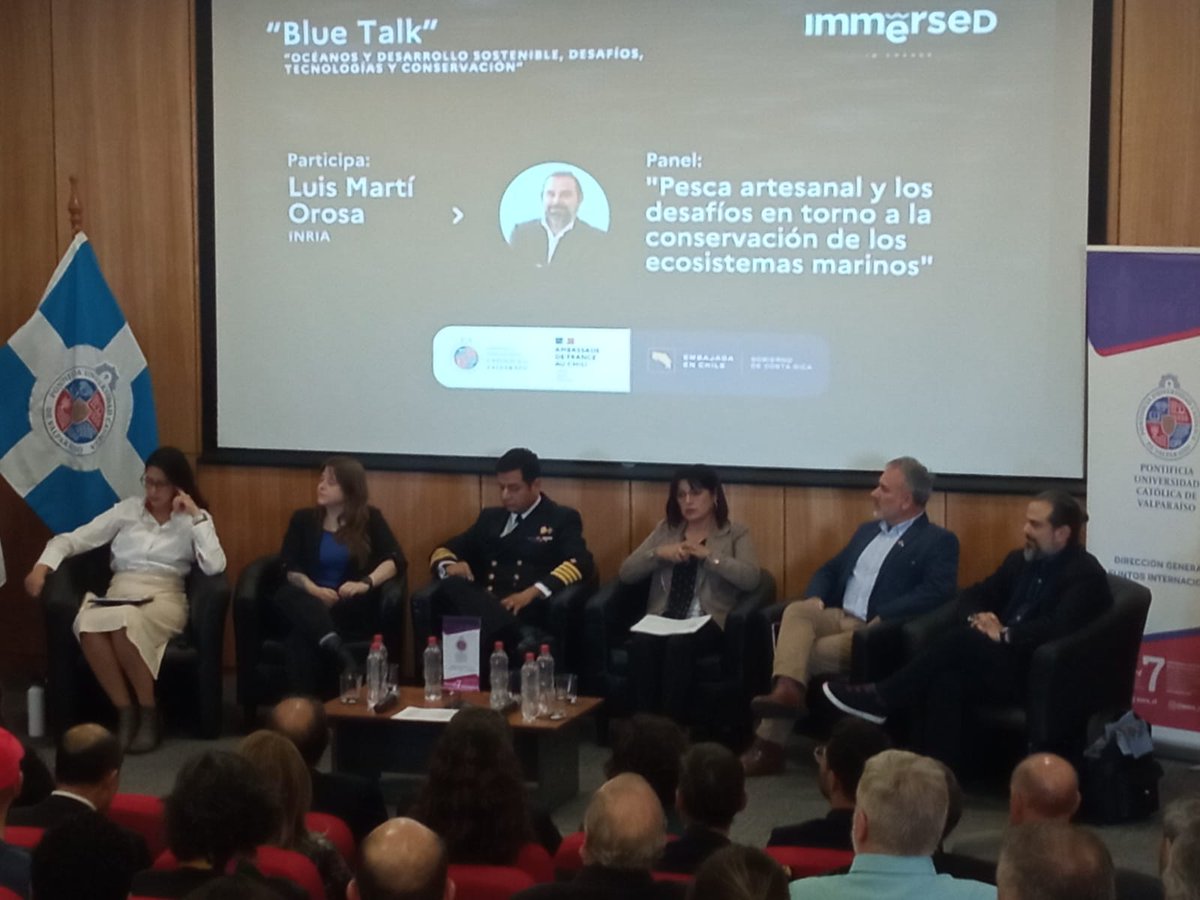 Cedestra_Chile's tweet photo. ¡Conversaciones inspiradoras en "Blue Talk" sobre el Océano y Desarrollo Sostenible! 🌊💬 ¡Voces clave en @pucv_cl  conversando sobre un futuro sostenible para nuestro planeta azul! 💙🐟 
#DesarrolloSostenible #ConservaciónMarina #BlueTalk
@Armada_Chile
@DGTM_Chile https://t.co/LIYQLLACEY