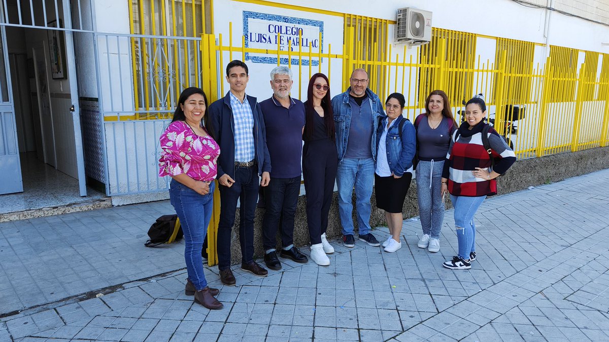 jmarin_ugr's tweet photo. 📢Hoy hemos podido visitar el 🏫Colegio Luisa de Marillac en el barrio de Almanjayar (Granada). 
Conocimos de primera mano la historia del Colegio y su labor social a través de su director, Basilio, y Rafael, jefe de estudios. 
Un trabajo extraordinario de su profesorado @UPBBGA https://t.co/gtcnY5K9xJ