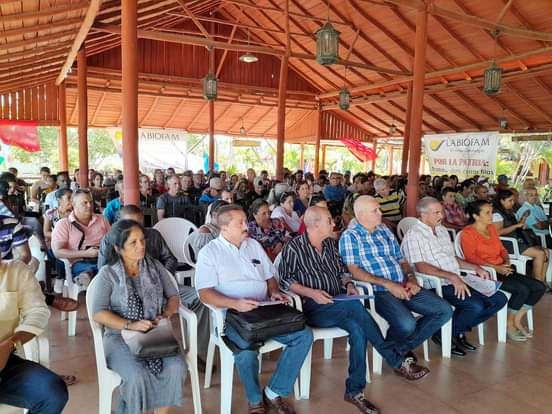 Hoy en #CienfuegosXMasVictorias   recibe la Empresa LABIOFAM Cienfuegos la condición de VANGUARDIA NACIONAL por los resultados alcanzados durante el año 2023. #AgriculturaCubana @MinagCuba @YdaelB @LuisMonteroMus1 @Armandocv781123 @evermaigisla @yulls_yusimi @YolexiRdguez