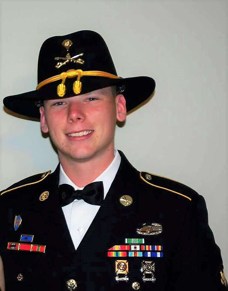 Tune in at 8 PM ET! Join us as Army Sgt. Zachary Ewing’s family announces the @Vikings first-round pick. Celebrate Zachary’s lifelong passion for the Vikings in this special tribute. Watch via ABC, ESPN, ESPN Deportes, @NFL Network.  #NFLDraft2024 #VikingsNation #SalutetoService