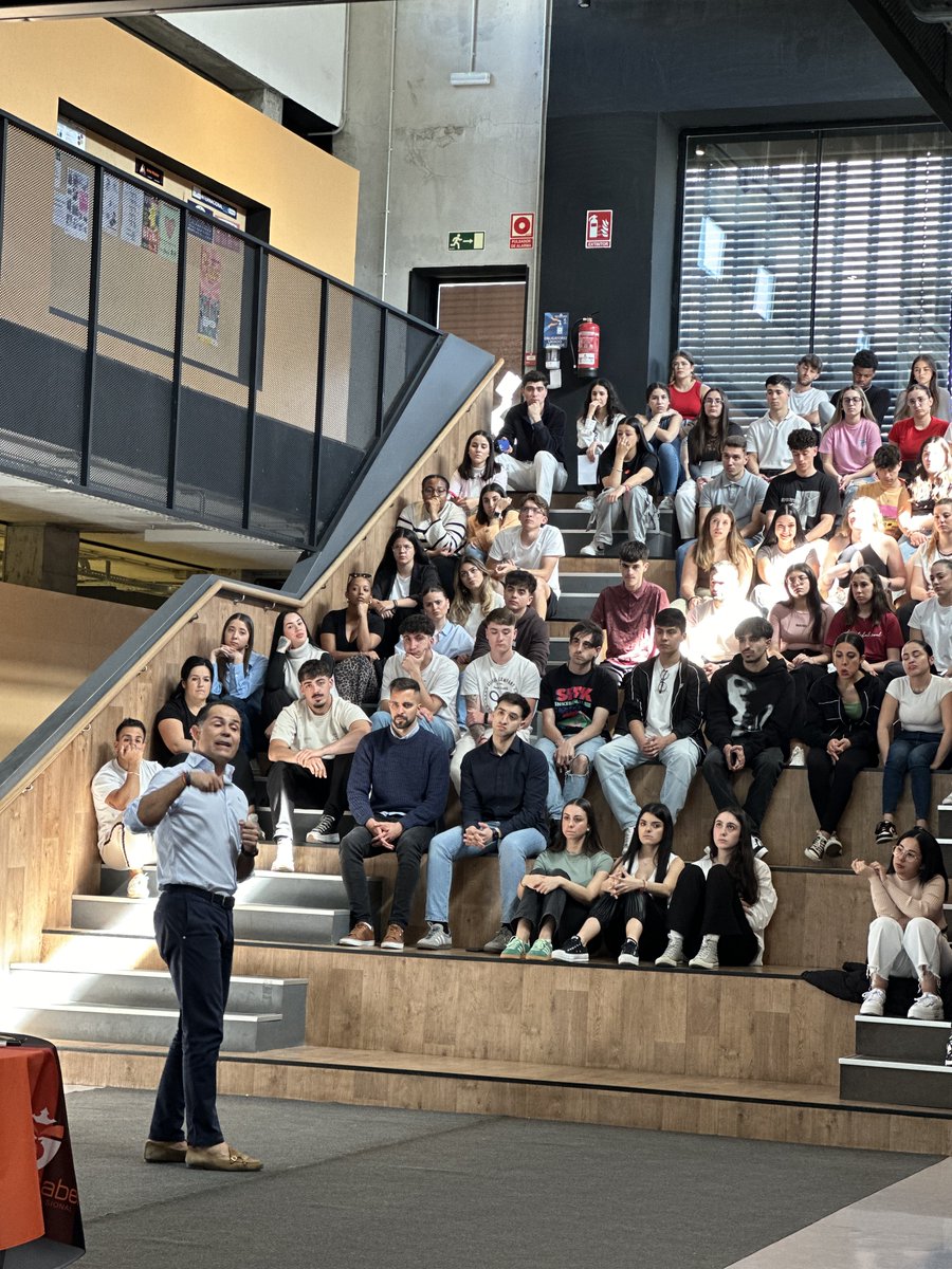 CFI Reina Isabel tweet media