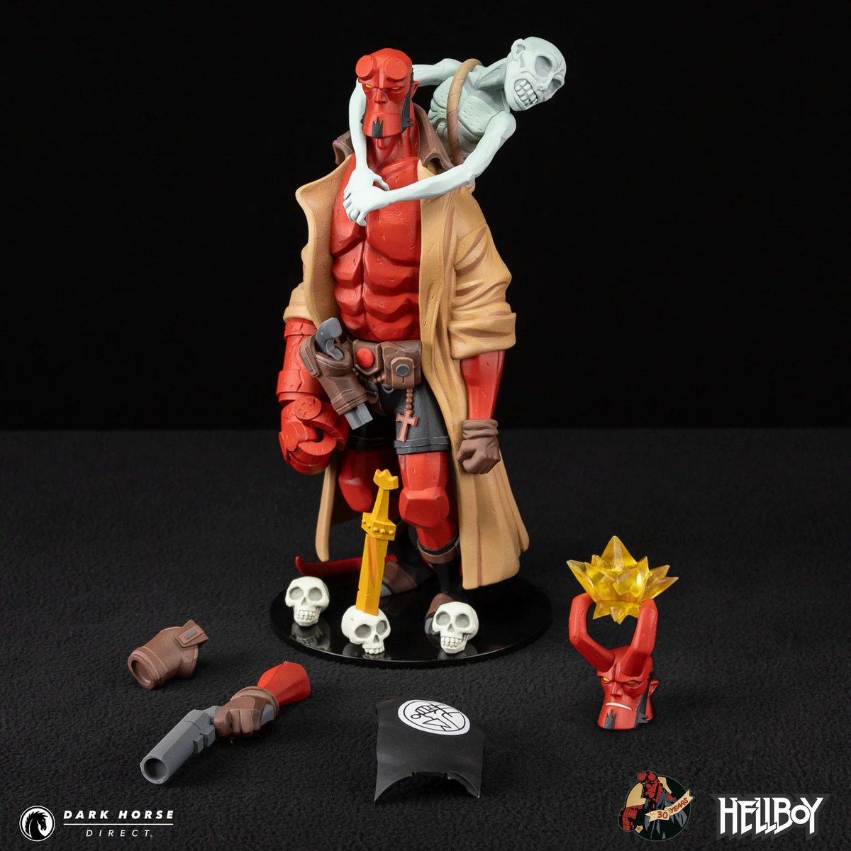 Toyshiz's tweet photo. GO TO HELLBOY!
From @DarkHorseComics, here’s a look at their new 12.5in HELLBOY Vinyl Figure.
$150 skeleton bones
Preorder is available now,
https://t.co/is4I2jh25w
Grab em if you need em!
#darkhorsecomics #hellboy #mikemignola #hellboycomics #horror #toyshiz #darkhorse https://t.co/sNRLLE6C8v
