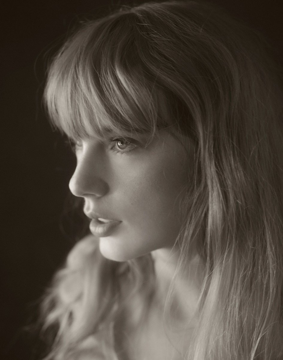 TheSwiftSociety tweet picture