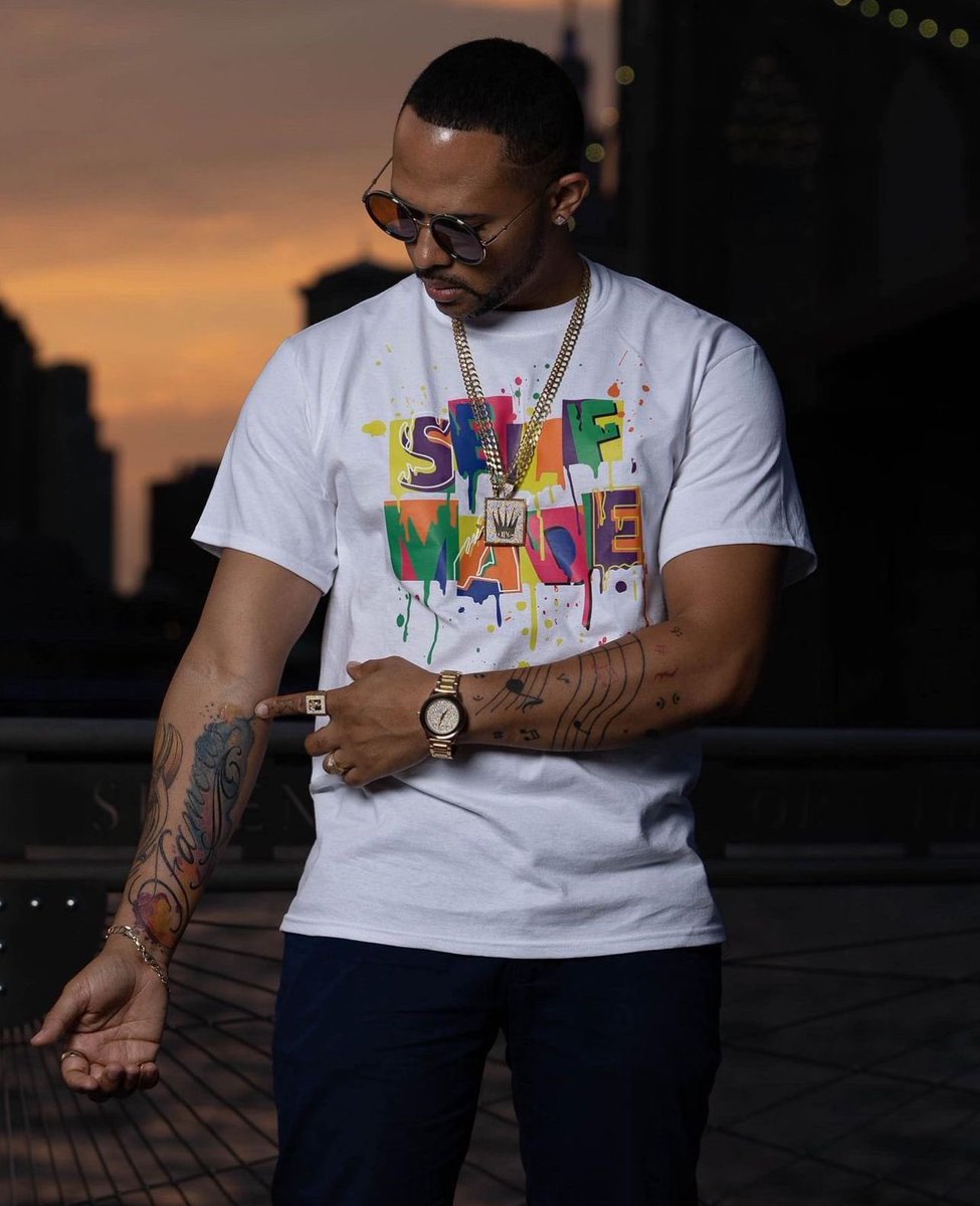 AVpixels's tweet image. open.spotify.com/album/7nznIpJ0…