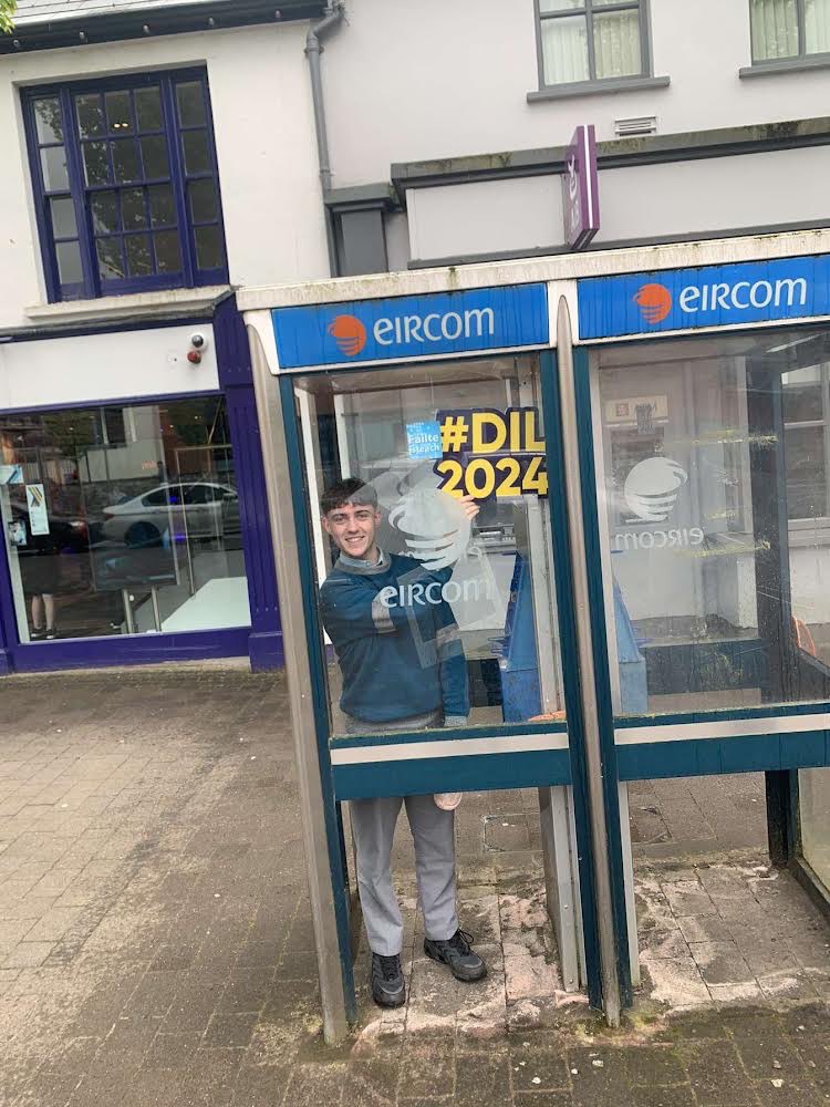 TY Students hard at work promoting Darkness into Light,  Ballincollig, register now for the event on 11th May, being hosted this year in Ballincollig Community School #community #darknessintolight @DILBallincollig @balcsie @cetb @gaelcholaiste