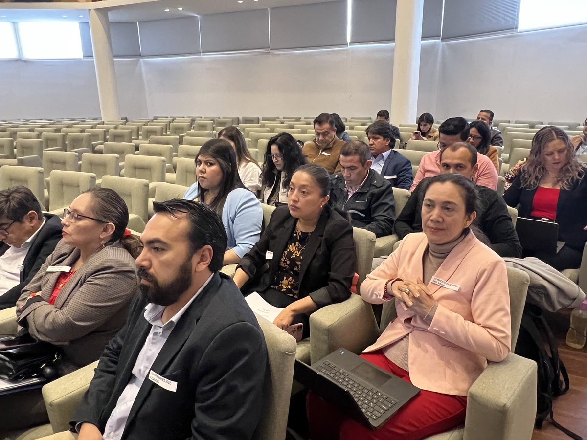 Se realiza con éxito el 🗣 Curso de Actualización Jurídica en Razonamiento Probatorio y Litigación Oral 👏💼 👩‍⚖️ Organizado por el departamento de Ciencias Jurídicas de la Facultad de Ciencias Jurídicas y Políticas de la #UTPL Desarrollado en cumplimiento con el programa de