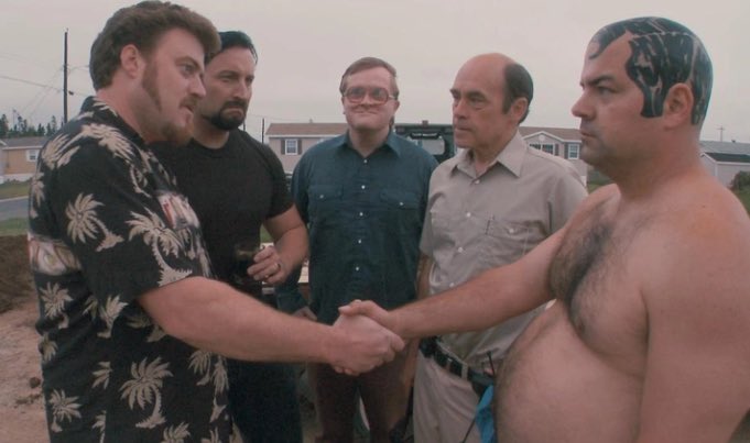 oddvon's tweet photo. I loved @elonmusk in @trailerparkboys   
Here he is shaking @realrobbwells hand!
@MSmithBubbles @SWEARNET 
#ElonMuskNews #elonmusk https://t.co/hlbbXLaF4W