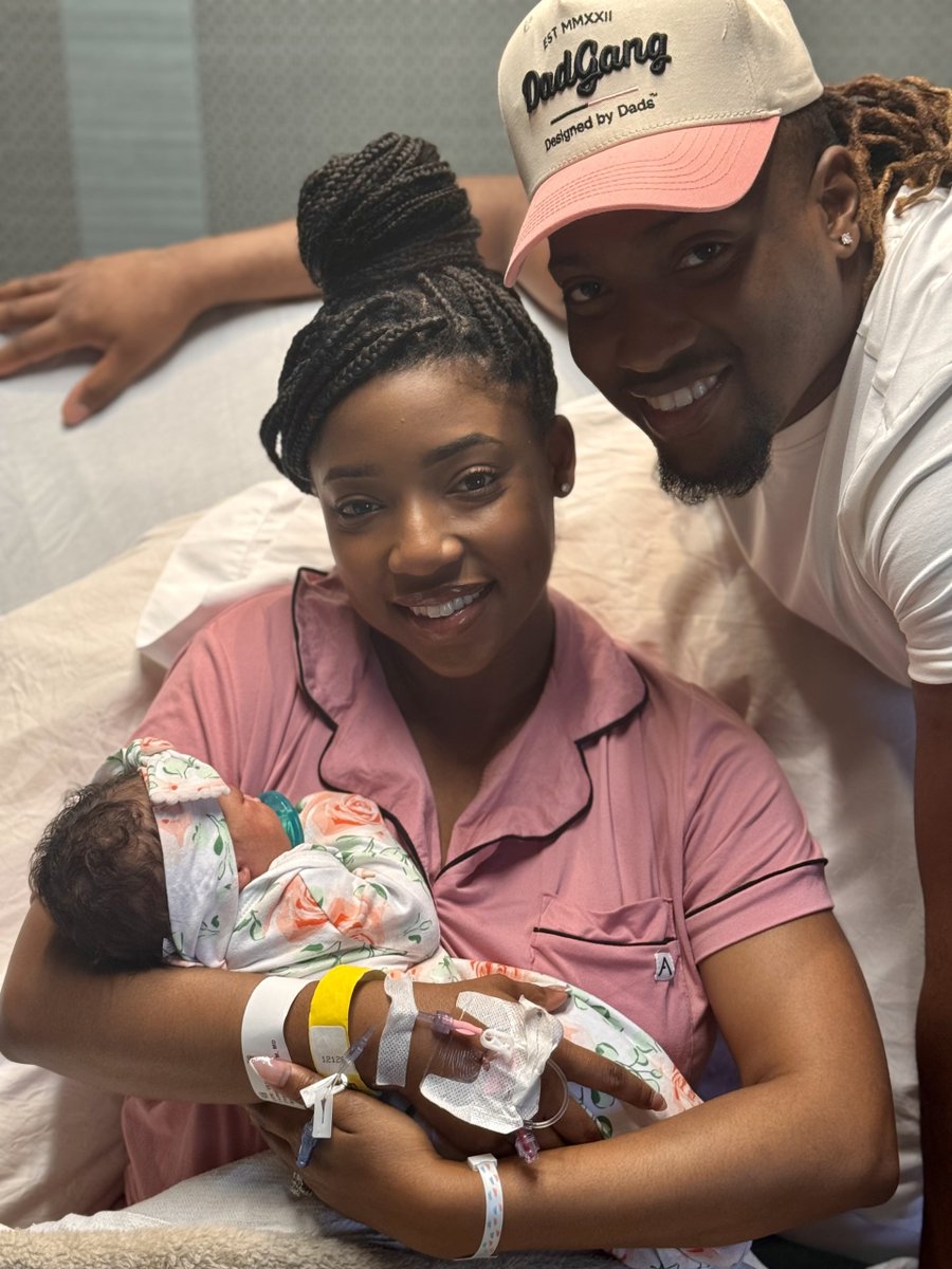 It's a girl! First News Weekend anchor Jada Jones welcomed her new bundle of joy! wane.com/top-stories/wa…