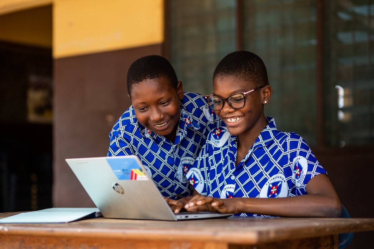 #ICT is transforming lives! Even though women fill 40% of high-skill occupations globally, their participation in ICT-related fields is low.

On International Girls in ICT Day, let's continue to inspire &amp; support girls to pursue their goals in ICT. 👧🏽

#GirlsInICT #DigitalSkills