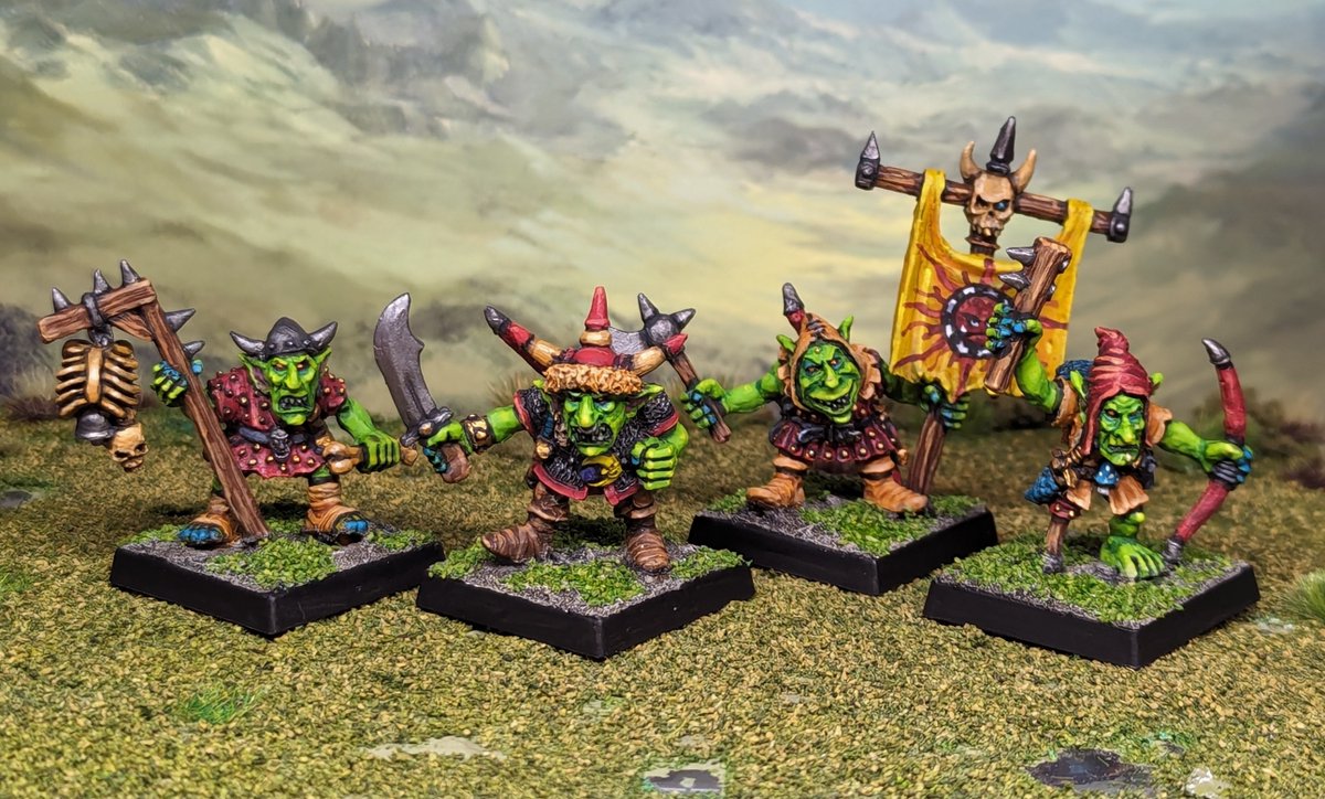 Here's the command squad from the new Old School Miniatures goblins, the Barndoor Stickers, painted over a couple of days. Got the other 12 of these guys to do soon, plus the Shaman! Lovely classic style gobbos, hugely recommended for Old World goblin fans. #PaintSlam24