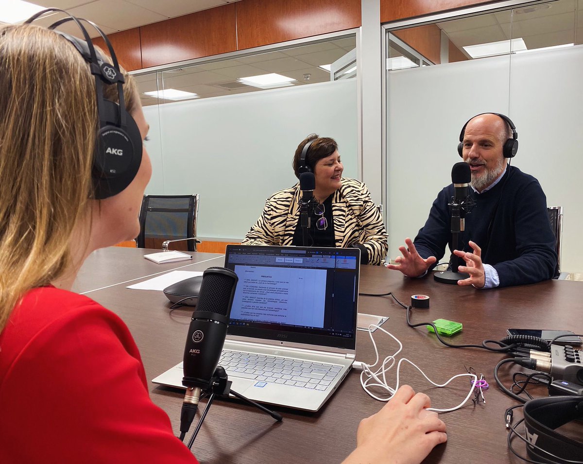 El #makingof de un proyecto muy chulo que pronto verá la luz. Con Eva Mingot (@HospitalUVRocio) en la sede de @sehh_es #Hematología #HematologíaEnEspañol