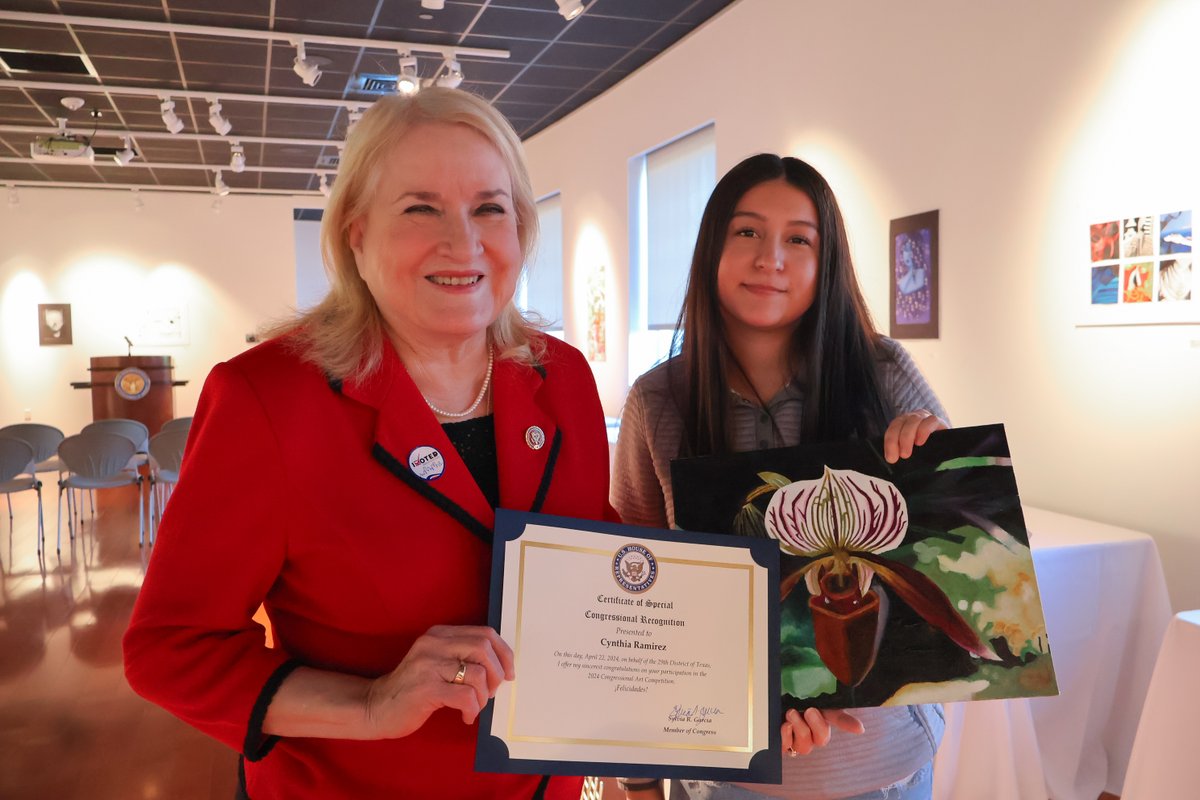 Art is in the air in TX-29! 🎨 This week, we held our annual congressional art competition exhibit, where students from our district came together to celebrate their submitted artwork! Congratulations to our winner Julio Sosa! 🏆
