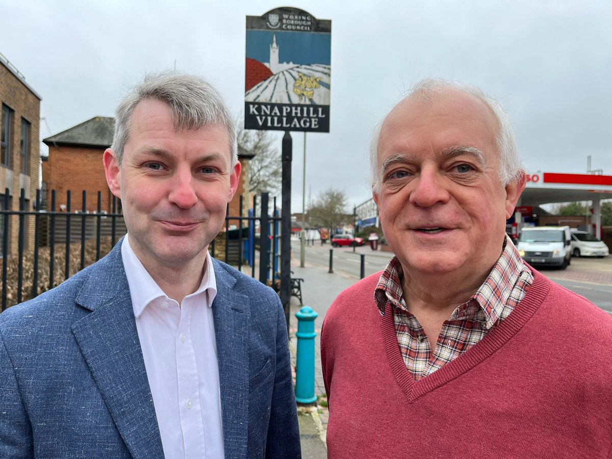 Delighted to endorse #LibDem John Pearce to be Knaphill’s next representative on @wokingcouncil.  John has lived in the village for years - I really hope residents of Knaphill elect him to be their active and visible champion in the #LocalElections.