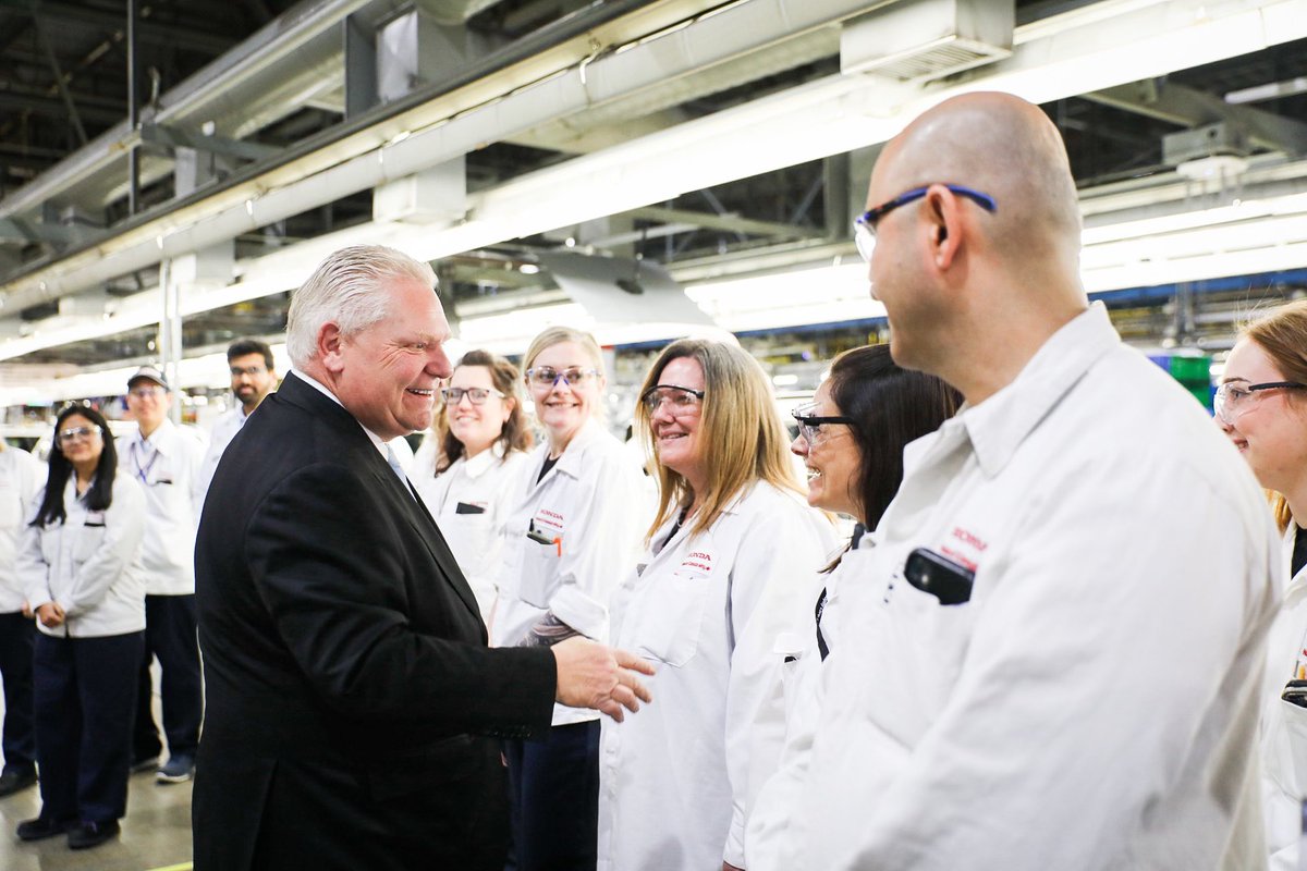 fordnation's tweet photo. This morning, we announced a massive $15 billion investment that will see @Honda build and assemble electric vehicles right here in Ontario!

This is the largest auto investment in Canadian history and will create thousands of new, good-paying manufacturing jobs for Ontario workers.

Honda’s investment cements Ontario’s place as the world leader in electric vehicle  manufacturing, with six leading auto-manufacturers in our province. Working with the federal government, we’re creating a home-grown supply chain, building the road to critical minerals in the Ring of Fire and attracting new manufacturing investments that will rebuild our economy and create better jobs and bigger paycheques for our world-class workforce.

https://t.co/QXaH1rJSpi