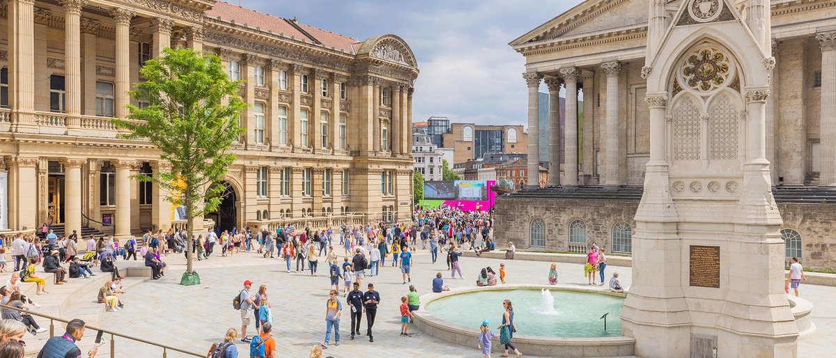 🌷Spring Breaks🌷 In search of a convenient, low cost short break with endless experiences to soak up?🔍 Look no further than #Birmingham... Getting there🛫 ryanair.com Where to Stay🏨 visitbirmingham.com/where-to-stay Things to do🎡 visitbirmingham.com/things-to-see-…