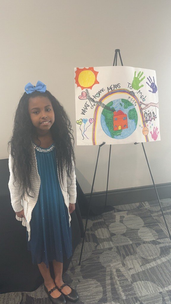 ClevelandBees's tweet image. Congratulations, Cataleya, on winning first place in the local art competition sponsored by the Port Huron Housing Commission. She also went on to get first place at the State competition. Way to go, Cataleya, we are so proud of you!!